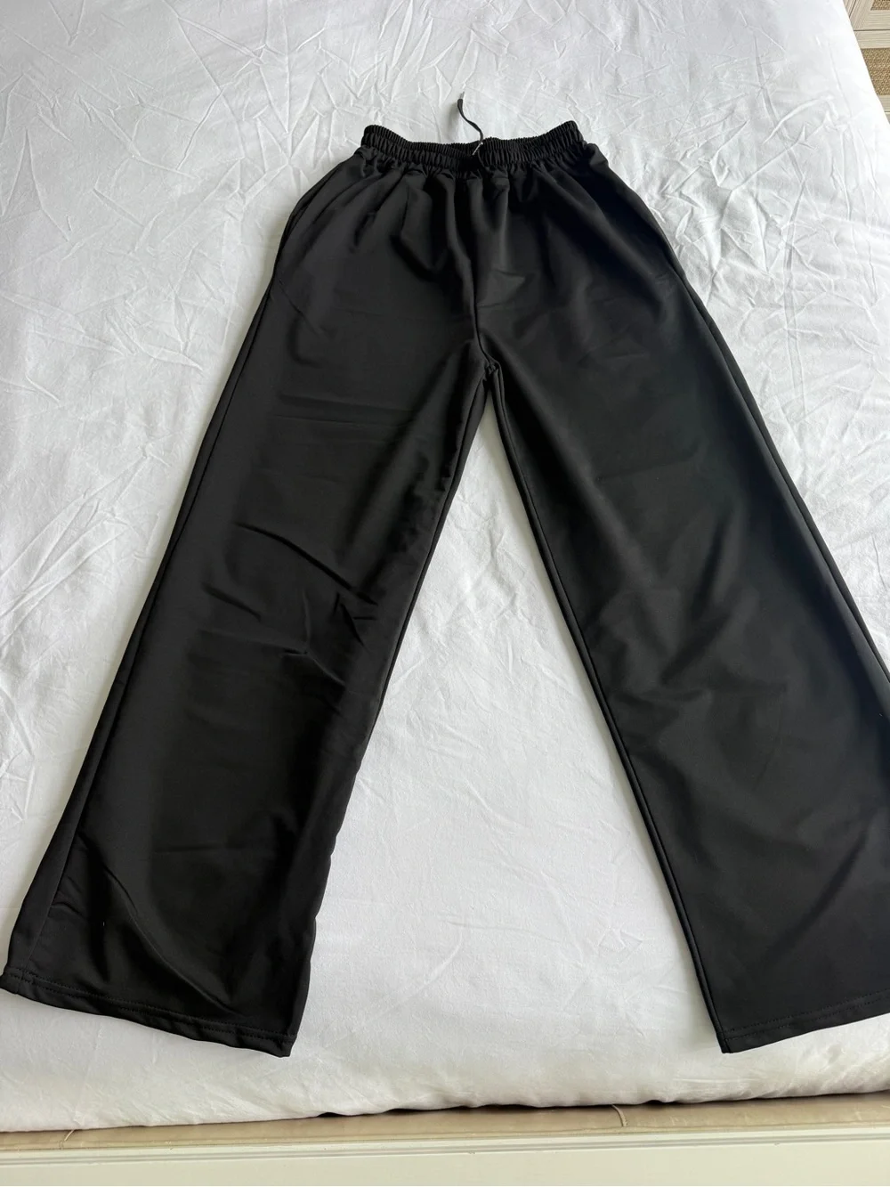 Wilfred Smith Women's Black Zip-Neck Wide-Leg Lounge Jumpsuit. Size Large. NWT - Picture 4 of 6